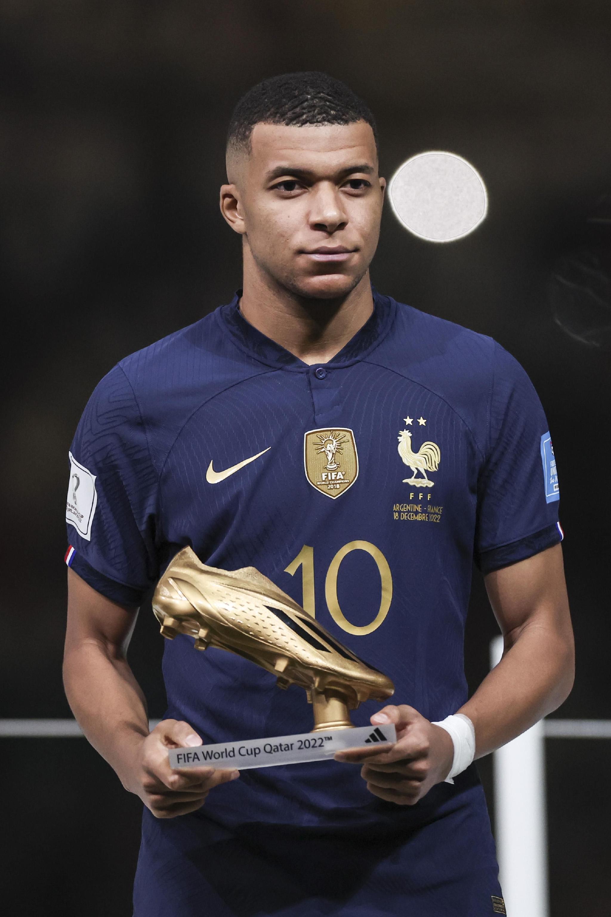 詹姆斯经纪人里奇·保罗建议湖人，用里夫斯交易灰熊贾伦·杰克逊