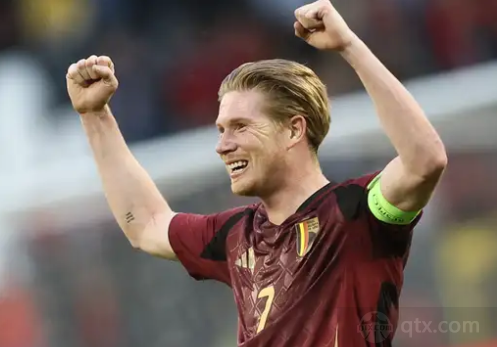 《英魂之刃》四季套系波塞冬皮肤上新！十一周年预约活动开启