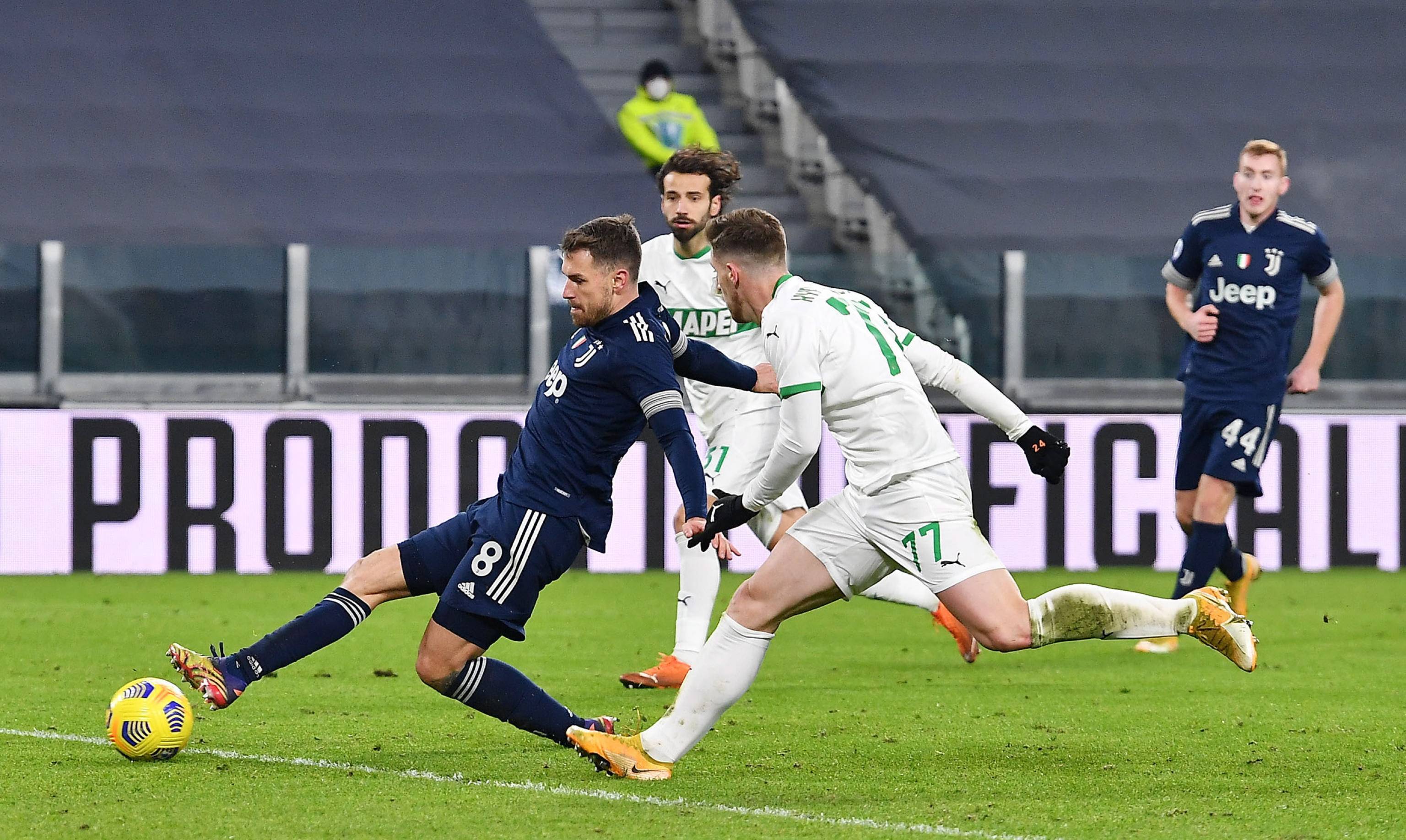 曼联争四赛程！18天踢3轮英超+对曼城阿森纳，1豪门成受益者