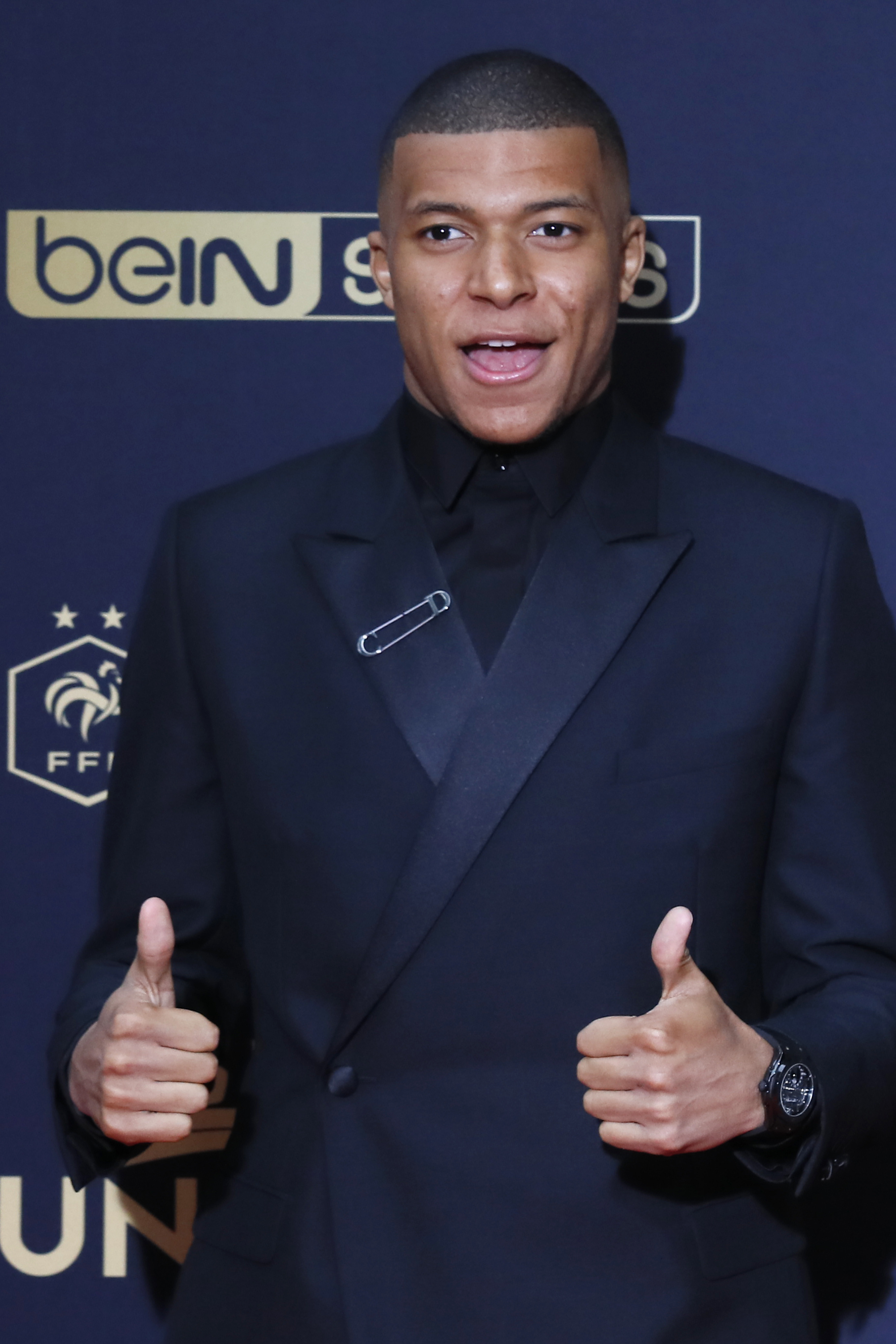 149亿美元奢侈税压身，骑士现状究竟如何？